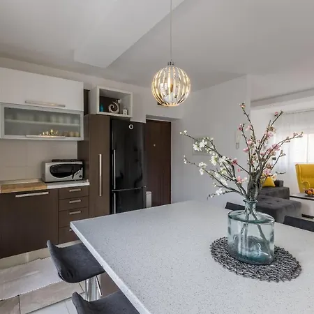 Doors Of West Apartman Split