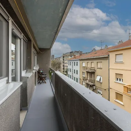 Apartman Doors Of West