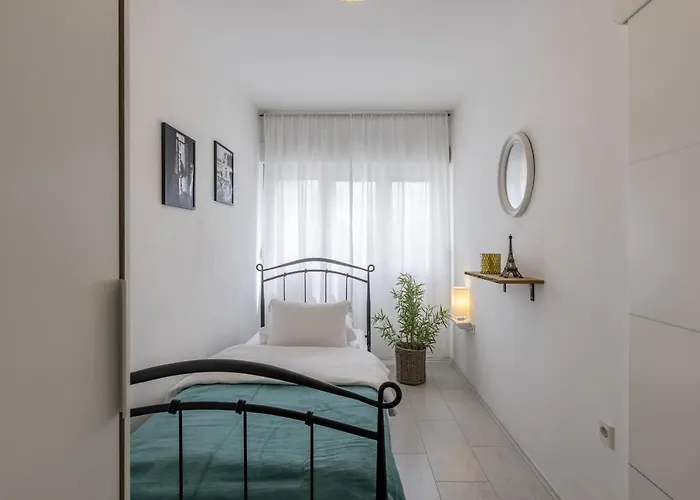 Doors Of West Apartmán Split