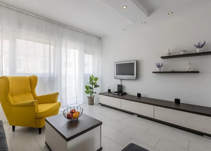 Doors Of West Apartmán Split